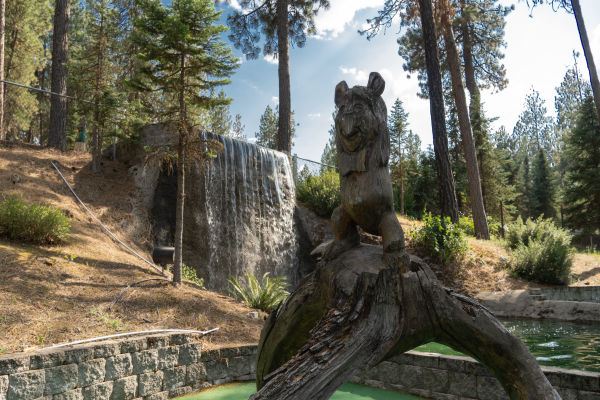 Ponderosa Falls Resort